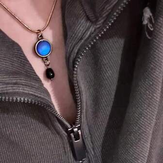 1件蓝色串珠吊坠项链，独特颈链，男女皆宜的珠宝配饰