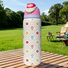 32oz Printed Insulated Water Bottles Features A Variety Of Eye-Catching Designs, Including Colorful Floral And Cartoon Patterns. The Portable Handle Fits Into Car Cup Holders, And The Large 32-Ounce Capacity Is Enough To Meet Your Hydration Needs Throughout The Day. It's A Stylish And Practical Drinking Companion For Commuting, The Office, Outdoor Camping, And Road Trips. - 粉紅紫 - 查看 1