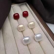 1 Đôi bông tai vuông đính đá kiểu Pháp cổ điển, thanh lịch dành cho nữ, bông tai vuông đính ngọc trai giả mới năm 2026, bông tai sang trọng mùa thu/đông. - Nhiều màu - Xem 8