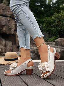 New Fashionable Versatile Casual Lightweight Open Toe Chunky Heel Single Strap Floral Beach Sandals - Beige - View 4