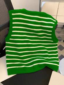 Women's Sleeveless Striped Vest, Versatile & Age-Reducing, Layerable With Metal Button Knit Cardigan Sweater Vest, Spring/Summer - Green - View 2