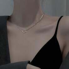 1条S925纯银圆形双层不对称链条项链，简约风格，独特迷人，闪亮个性，适合日常佩戴、夏季派对、特殊场合，珠宝首饰，派对配饰，简约珠宝，独特项链，镀金项链，工艺精湛，时尚珠宝，个性项链，购物礼物，时尚爱好者的理想之选。 - 雙層項鍊 - 查看 8