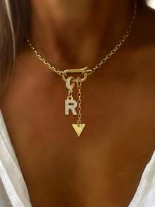 1件STYLEVER金色字母吊坠项链，配以水钻三角形吊坠和不锈钢链，适合工作、日常生活、派对、宴会和舞会等场合，尽显奢华气质。 - 金黃色 - 查看 25