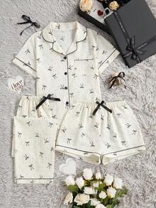 Conjunto de pijama de 3 piezas con top de manga corta con bolsillo y estampado de mariposas y puntos, y pantalones/shorts casuales y sueltos para mujer, primavera/verano - Beis - Ver 1