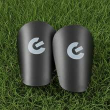 1双迷你足球训练护腿板，比赛训练护垫 - 可重复使用，穿着舒适，经久耐用 - 彩色 - 查看 10