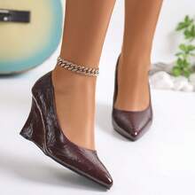 2026 New Pointed Toe High Heel Shoes, Patent Leather Shiny Commuting & Outdoor Low Vamp Wedge Pumps, Women's All-Match Versatile - Burgundy - View 12