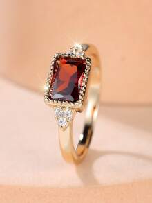 1枚经典奢华方形红色锆石戒指，专为女性设计，适合作为生日礼物、派对首饰或周年纪念首饰。 - 彩色 - 查看 4
