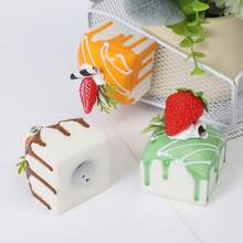 【蛋糕主题捏捏乐 | 立方体造型 | 慢回弹材质】柔软捏捏乐 | 按压回弹顺滑 - 缓解压力，释放怒气，超级满足的捏捏乐系列 - 超柔软慢回弹材质，回弹减压设计，便携式桌面摆件，节日礼物，生日礼物，完美礼物 - 彩色 - 查看 5