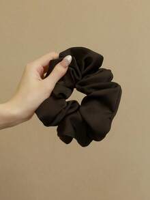 4 Stücke 15cm/5,91 Zoll extra große Satin Soft Haargummi für Frauen, erhältlich in Schwarz, Beige, Rot, Kaffee, Khaki, vielseitig, elegant, minimalistisch, einfarbige Haargummi, geeignet für den täglichen Gebrauch, Lässig, Pendeln, Urlaub, Haarstyling, Pferdeschwanz, Dutt Kopfzubehör, Haargummis, Haargummi Haargummis Elastikband - Verschiedenfarbig - Übersicht 11