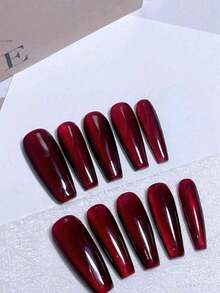 10片手工制作的酒红色长T字形假指甲，酷炫的黑色底色搭配深红色渐变，甜美又酷炫，辣妹风格美甲。 - 酒紅色 - 查看 11