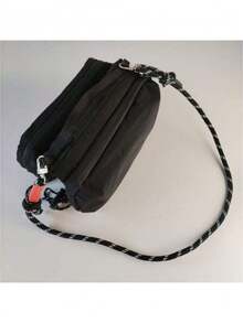 休闲抽绳水壶包，山地风户外徒步骑行斜挎单肩包，可调节抽绳肩带