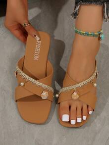 女士高跟凉鞋，交叉绑带高跟凉鞋，2026新款沙滩度假风拖鞋，休闲流苏装饰高跟凉鞋，贝壳珍珠装饰，白色高跟凉鞋，时尚优雅