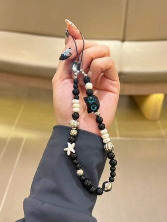 1 pieza Colgante de gato negro hecho a mano - Accesorio de llavero artesanal con dije de gato de ojos azules y clip transparente, adecuado para mujeres