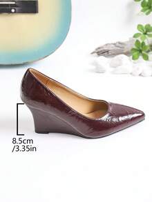 2026 New Pointed Toe High Heel Shoes, Patent Leather Shiny Commuting & Outdoor Low Vamp Wedge Pumps, Women's All-Match Versatile - Burgundy - View 2