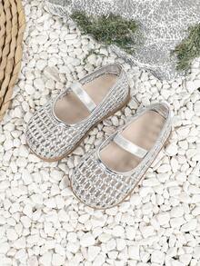 1 Pair Girls Casual Hollow Out Flat Princess Shoes, Suitable For Summer - Silver - View 2