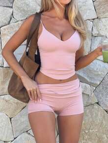Vaiaye 女士两件套时尚性感内衣套装，V 领上衣搭配低腰 Y2K 短裤，适合情人节穿着，纯色吊带背心和短裤套装 - 粉色 - 查看 3