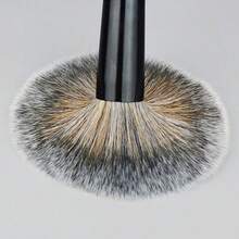 1pc 93# Piano Lacquer Thickened Aluminum Tube Cream Blush Brush, Angled Blush Makeup Brush, Liquid Blush Makeup Tool,Giveaways - Multicolor - View 4