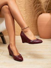 Women's New Spring/Summer Round Toe Wedge Buckle Retro Pumps, Elegant Office Wear High Heels, Wine Red - Burgundy - View 2