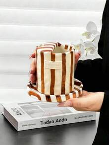 1pc Ins Style Black Striped Grip Mug, Cute Girly High-Quality Romantic Water/Milk/Latte Cup For Women - Black - View 6