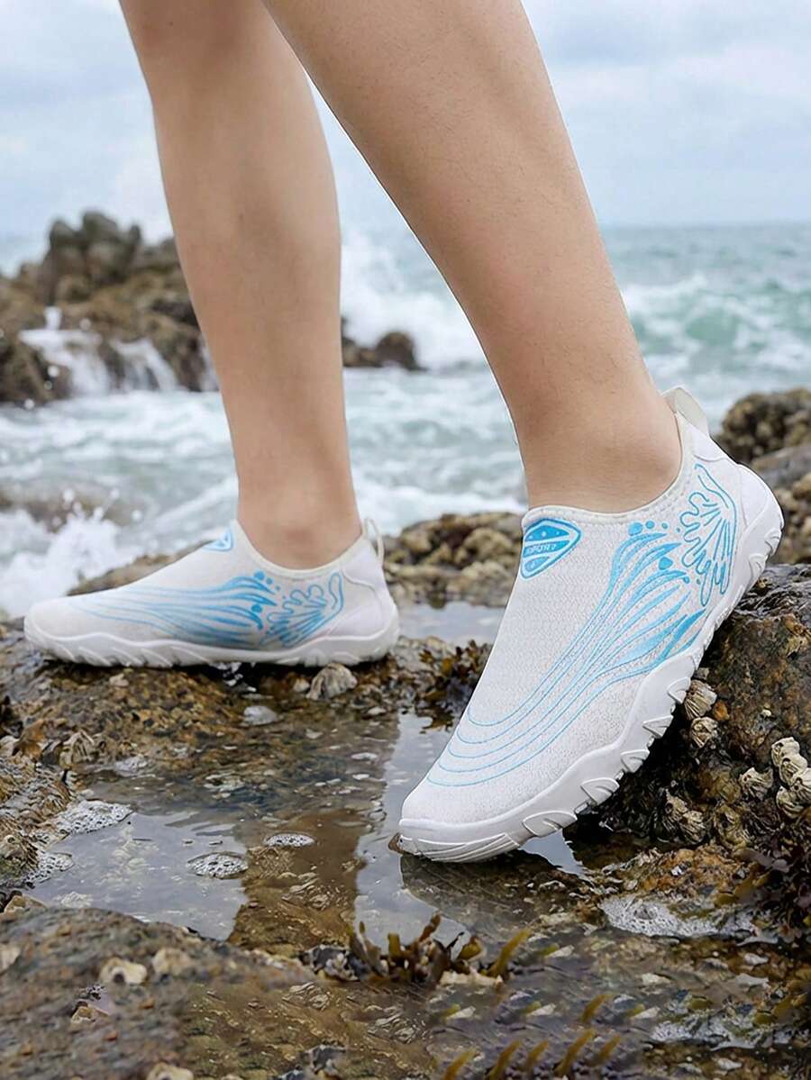 透气速干情侣套脚防滑软底水鞋，适合户外、沙滩、游泳