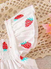 2件套女婴清新草莓印花白色吊带背心+短裤套装，夏季度假风 - 白色 - 查看 3