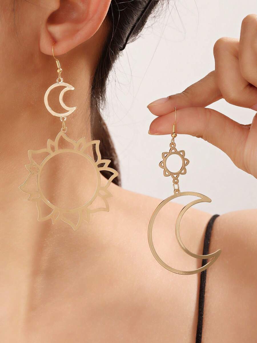 1 Pair Elegant Minimalist Hollow Moon Pendant Earrings For Women, Versatile & Chic, Suitable For Eid Al-Fitr - Gold - View 1