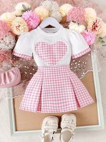 2pcs Young Girls Elegant School Style Heart Pattern White Short Sleeve T-Shirt + Pink Skirt Set, Summer Vacation Style