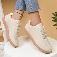 2026 New Soft Leather Women's Thick Sole White Sneakers, Fashion Versatile Spring/Autumn Casual Lightweight Trainers For Students - Beige - View 4