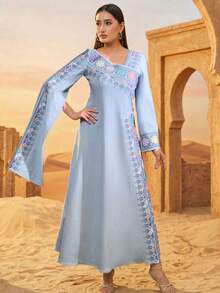 Đầm dài kiểu Ả Rập thanh lịch dành cho nữ, cổ áo bất đối xứng, tay áo bất đối xứng, thêu cầu kỳ, thêu và in ngẫu nhiên, màu trơn. - Màu xanh da trời - Xem 4