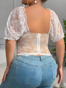 Plus Size Sweet White Lace Corset Puff Sleeves Slim Fit Figure Flattering Top - Apricot - View 2