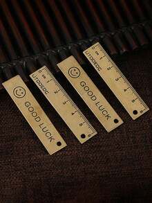 个性化定制 2026 新款纯黄铜幸运笑脸迷你尺汽车钥匙扣吊坠小铜尺复古怀旧返校季