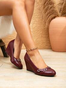 Women's New Spring/Summer Round Toe Wedge Buckle Retro Pumps, Elegant Office Wear High Heels, Wine Red - Burgundy - View 3