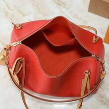 Red Textured Women's Leather Bag, Adjustable Shoulder Strap Crossbody Bag, Large Capacity Single Shoulder Bag In Red And White, Versatile For Daily Use - Rojo - Ver 9