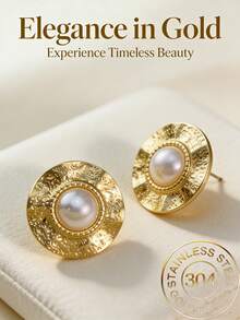 Khuyên tai nữ mạ vàng đính ngọc trai giả, khuyên tai bằng thép không gỉ chống dị ứng, khuyên tai ngọc trai trắng thời trang làm phụ kiện trang sức quà tặng, trang sức ít gây dị ứng phù hợp với tai nhạy cảm. Trang sức nữ thích hợp cho đám cưới, tiệc tùng, khiêu vũ, phong cách retro. - Nhiều màu - Xem 1