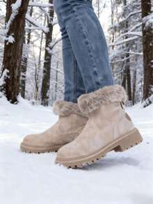 FZY 2026 Winter New Women's Snow Boots: Stylish Side Zipper Design, PU Leather Upper, Thickened And Warm Wool Lining. Perfect For Everyday Wear, Shopping, And Outdoor Activities. A Must-Have Black Boot For Women's Winter Outfits.Valentine's Day Sentiment-Giving Gift Boots,FuzzyChic Apricot Boots,The Essential Fashion Item For Attending A Wedding - Elegant Ladies' Boots - Màu be - Xem 1