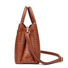 New Women's Bag, Belt Decoration, Classic Tote Bag, Outstanding Texture, Large Capacity, Suitable For Middle-Aged Mothers, Portable Crossbody, Dual-Purpose Commuting Travel. - Màu vàng - Xem 5
