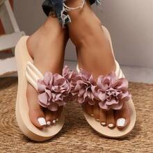 夏季新款厚底拖鞋，轻便舒适人字拖，纯色宽松款（尺码36-45），花卉沙滩凉鞋 - 淡紫色 - 查看 5