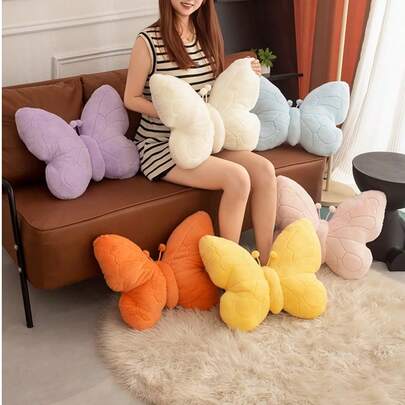 Gối trang trí hình bướm dễ thương, nhiều màu sắc, mềm mại, thích hợp cho ghế sofa, phòng ngủ, phòng khách.