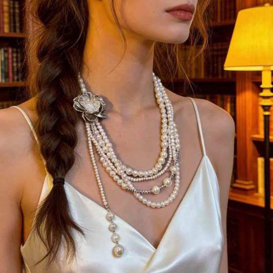 1 pieza Nueva cadena de suéter con cuentas de pétalos de lujo, elegante cadena de múltiples capas para la clavícula de mujer, adecuada para banquetes diarios y bodas - Blanco - Ver 1