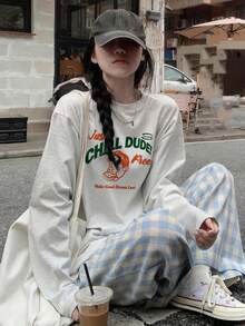 Áo thun dài tay dáng rộng in chữ và hoạt hình dành cho nữ, đa năng cho mùa xuân và mùa thu. - Màu xám nhạt - Xem 1