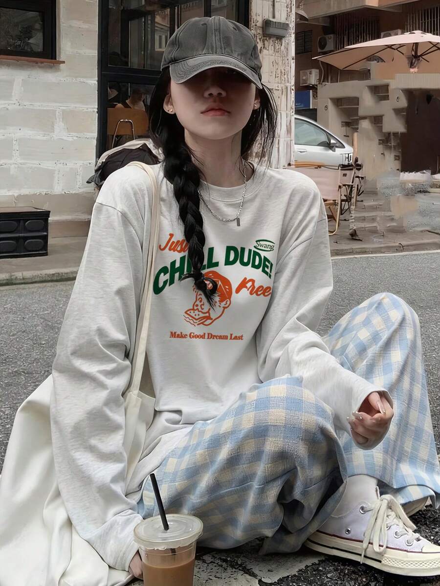 Áo thun dài tay dáng rộng in chữ và hoạt hình dành cho nữ, đa năng cho mùa xuân và mùa thu. - Màu xám nhạt - Xem 1