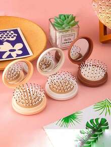1pc Travel Folding Mirror Hair Brush Round Folding Pocket Size Hair Brush Mini Hair Comb Compact Travel Size Hair Massage Comb For Women Girls Hair Styling Tool Travel Essential Accessories For Outdoor Office Back To School, Back To School, Travel Holiday Essentials, For Women, Brushes, Hair Brush, Edge Brush Hair Brush, Detangling Brush, Barber, Hairdressing Equipment, Hairstyle, Hairdressing, Hair Brush, Brush Hair Brush Set, Comb Hair, Comb For Curls, Detangling Brush, Hair Brush For Women, Barber Accessories, Barbershop, Hairdressing Equipment - 彩色 - 查看 1