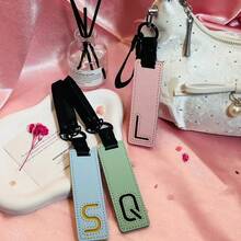 1pc Fashionable English Letter Car Key Chain Creative Letter Pendant Keychain Bag Charm Letter Hanging Decor Valentine's Day Gift Event School Teacher For Men Mini Wallet Small Wallet Wallet Keychain Lanyard