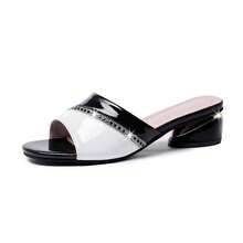 Sandalias de tacón grueso con pedrería para comercio exterior, elegantes sandalias de mujer, nueva moda de verano 2025, sandalias de tacón cuadrado para exteriores - Azul - Ver 6