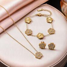 Bộ trang sức mạ vàng 18K bằng thép không gỉ hình hoa 5 cánh, gồm vòng tay, dây chuyền và bông tai, thiết kế hoa văn tinh tế, sang trọng dành cho nữ, phù hợp cho các bữa tiệc và sử dụng hàng ngày. - Vàng - Xem 5