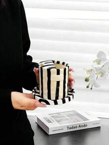 1pc Ins Style Black Striped Grip Mug, Cute Girly High-Quality Romantic Water/Milk/Latte Cup For Women - Black - View 1