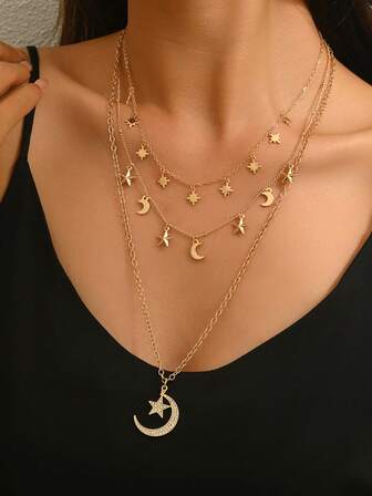 一套新款创意极简星月组合流苏多层吊坠项链，百搭女士饰品，可搭配节日礼服，是馈赠亲友的理想之选。
