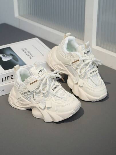 Barnmode-sneakers, låga mesh- och konstläderskor, andningsbara och bekväma, stötdämpande löparskor, randiga och slumpmässiga mönster, och snörningsstängning, lämpliga för utomhusaktiviteter, alla årstider, fritid och vandring, 14 år och yngre