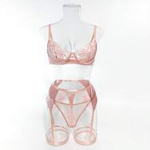 Bộ đồ lót nữ gợi cảm 5 món mới, gồm áo ngực nâng ngực mỏng thêu họa tiết lưới phối hợp + quần lọt khe + dây nịt + dây nịt đùi. - Rượu sâm banh - Xem 6