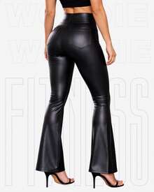 Calça Flare Bailarina Em Cirre Imita Couro Brilho Fosco Cintura Alta Com Bolsos Elegante Casual WOLFOX Feminino - Preto - Visão 5